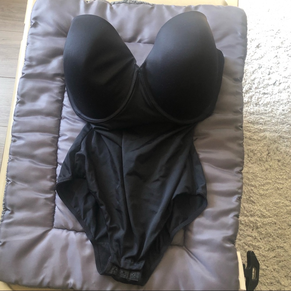 Strapless Panache black bra 34I